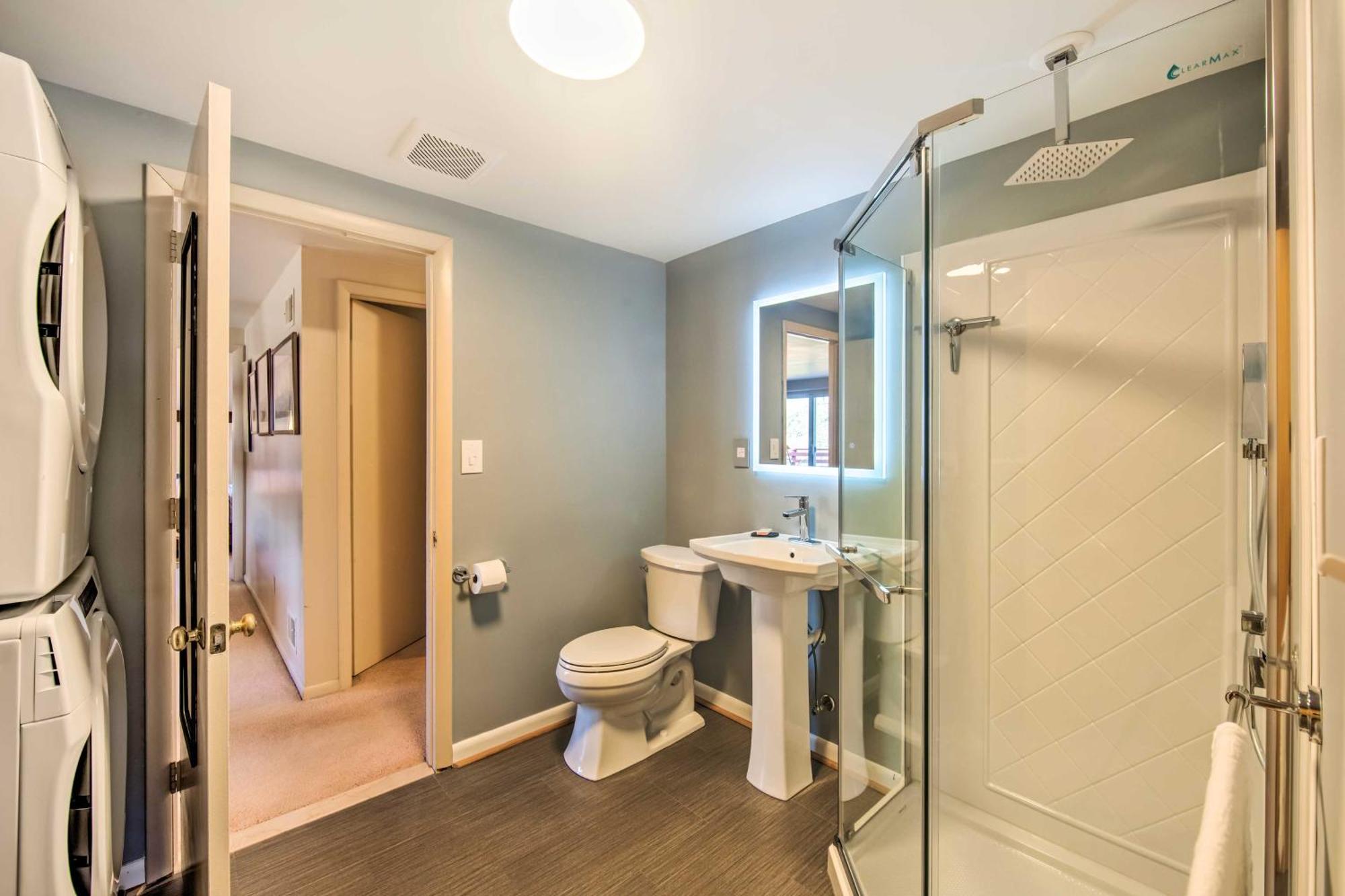 Runningwater Apartment In Lancaster With Deck Экстерьер фото